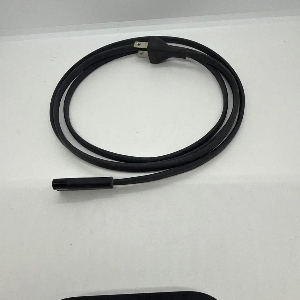 Apple TV 3rd Gen A1469 HD Media Streamer Streaming Box, Power Cord & Remote